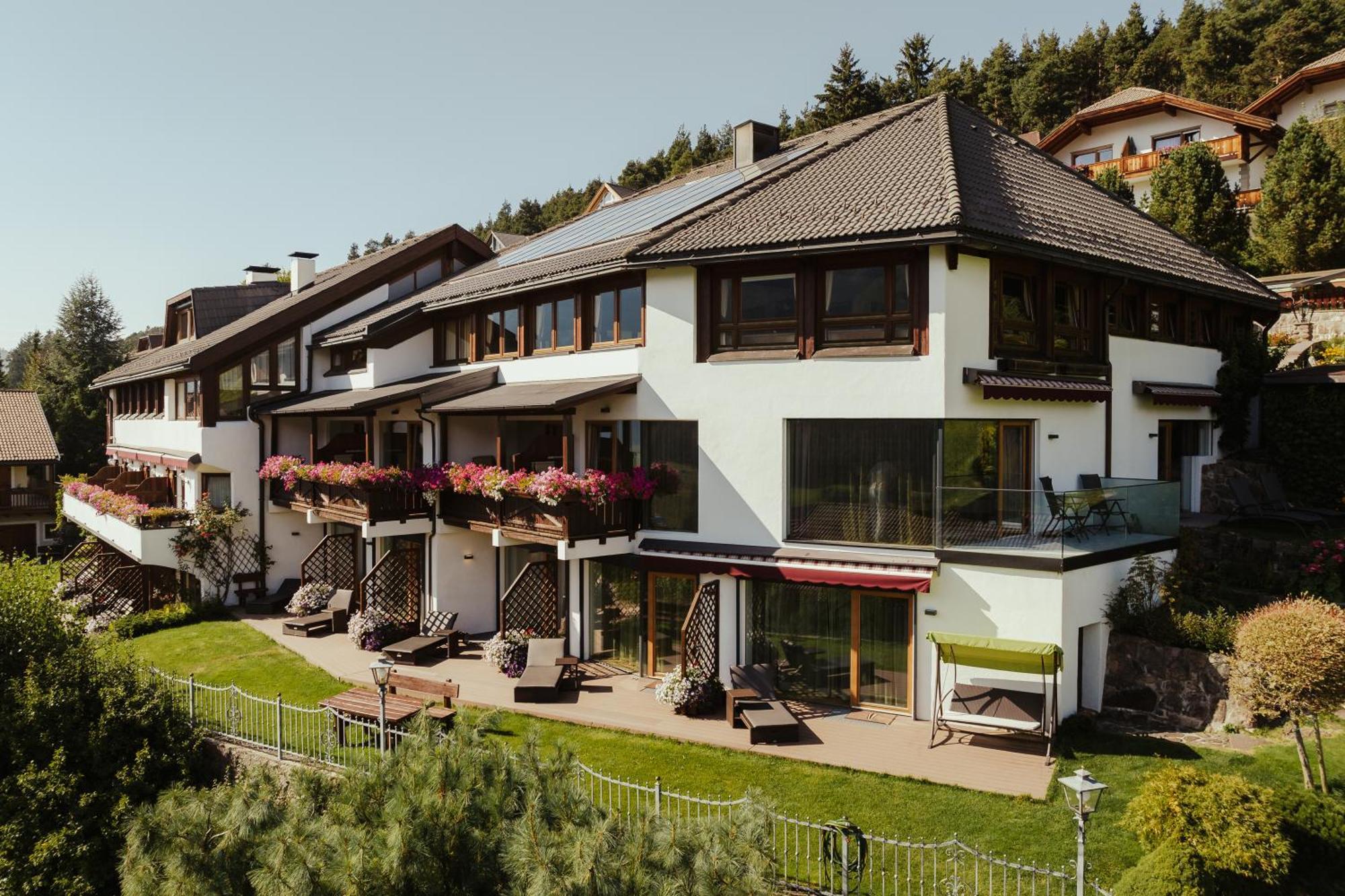 Hotel Grien Ortisei Zewnętrze zdjęcie